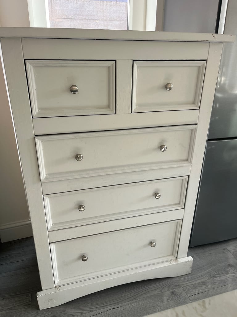 image for Chest of drawers 