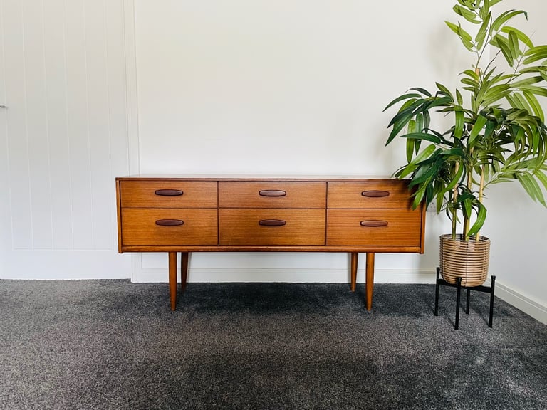 Teak Austinsuite sideboard 70s 
