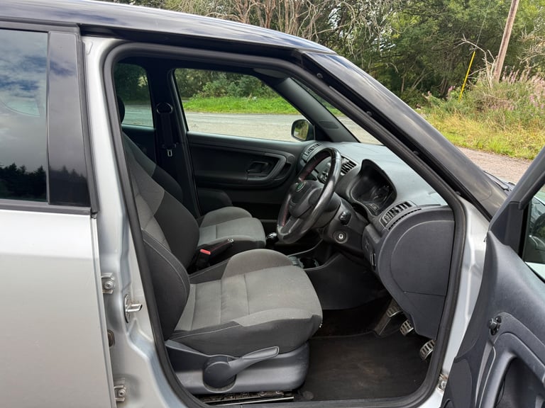 Skoda, FABIA, Hatchback, 2013, Manual, 1197 (cc), 5 doors