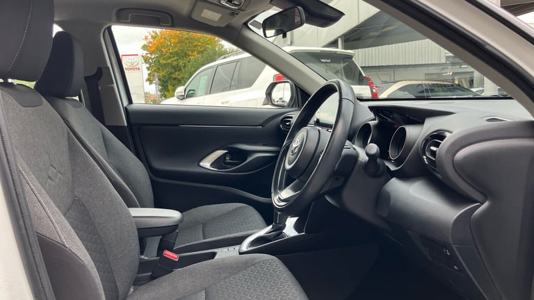2023 Toyota Yaris Cross 1.5 Hybrid Icon 5dr CVT Hybrid Estate Estate Hybrid Automatic
