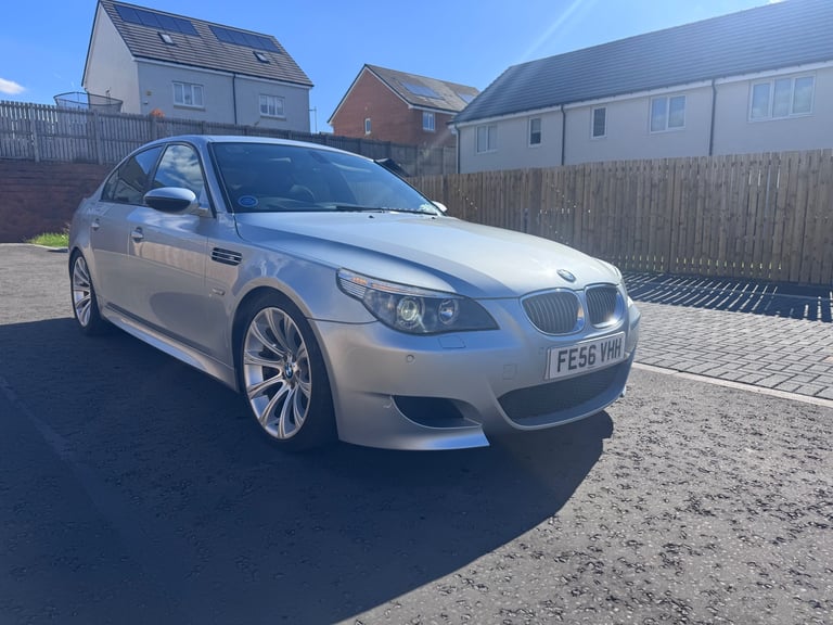 BMW, M5, Saloon, 2006, Semi-Auto, 4999 (cc), 4 doors