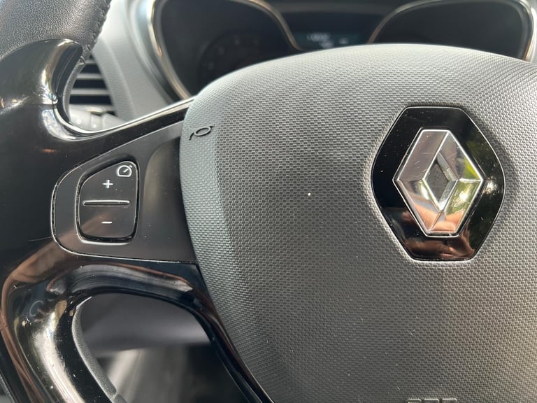 2014 Renault Captur 1.5 dCi 90 Dynamique S MediaNav Energy 5dr HATCHBACK Diesel Manual