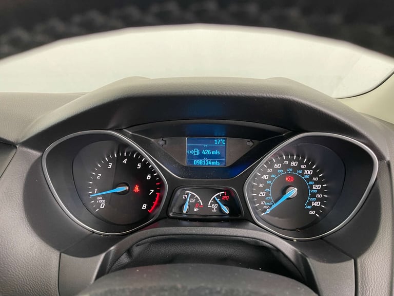 2014 Ford Focus 1.0 Focus Zetec T 5dr Hatchback Petrol Manual