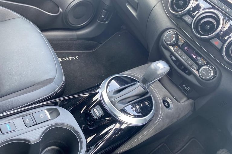 2022 Nissan Juke 1.6 Hybrid Tekna+ 5dr Auto HATCHBACK PETROL/ELECTRIC Automatic