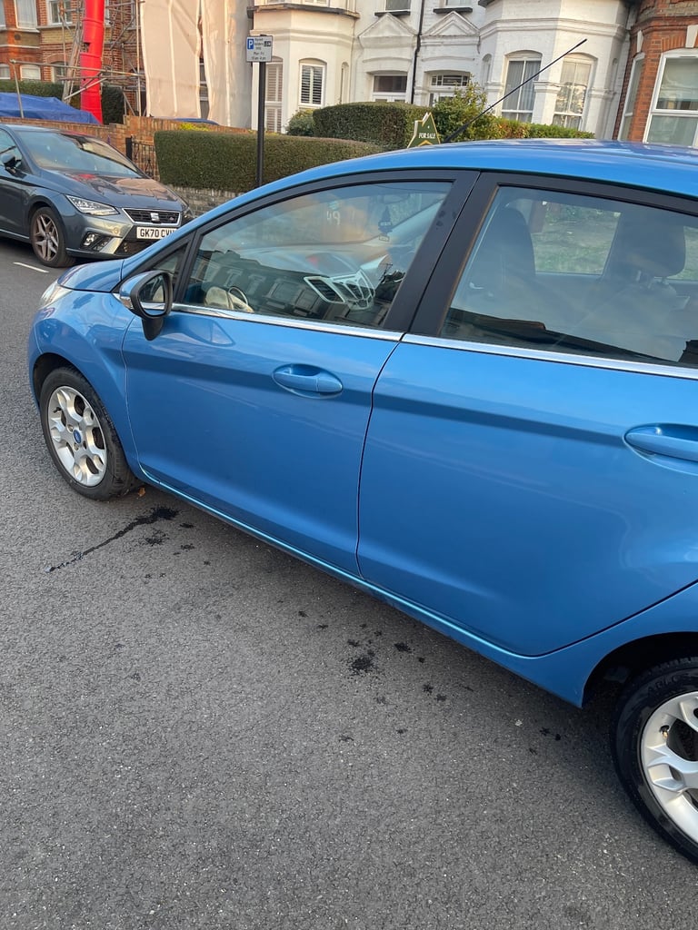 Ford, FIESTA, Hatchback, 2012, Manual, 1242 (cc), 5 doors
