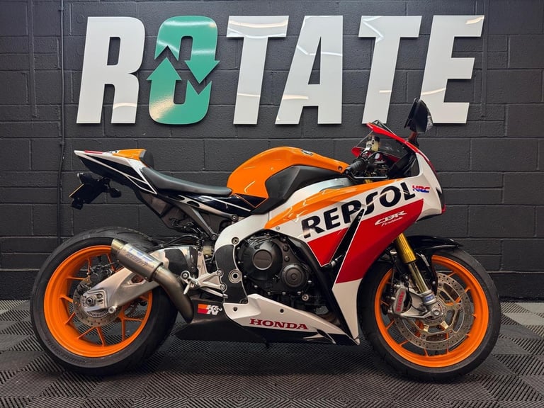 image for 2015 Honda CBR1000RR Fireblade SP 1000 Super Sports Petrol Manual (181 ps)