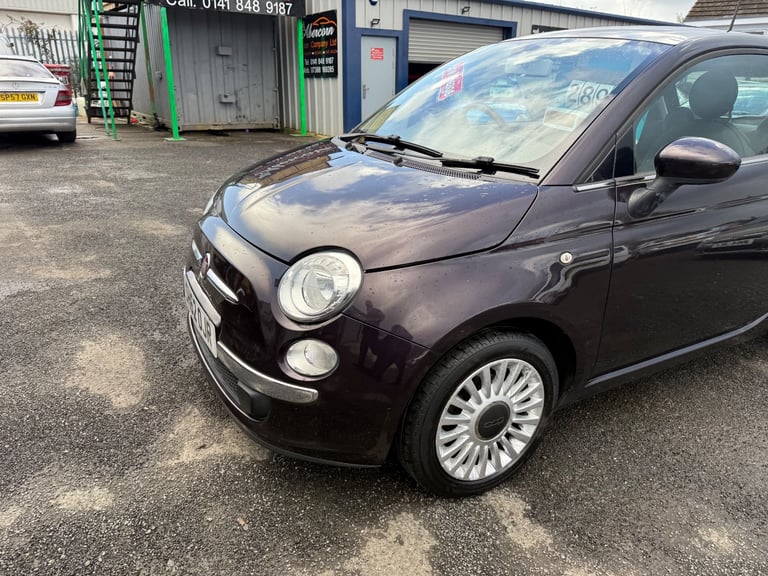 2012(62) Fiat  500 lounge 1.2 petrol manual mot 1 year road tax 1 year 35,000 Miles yes 35000