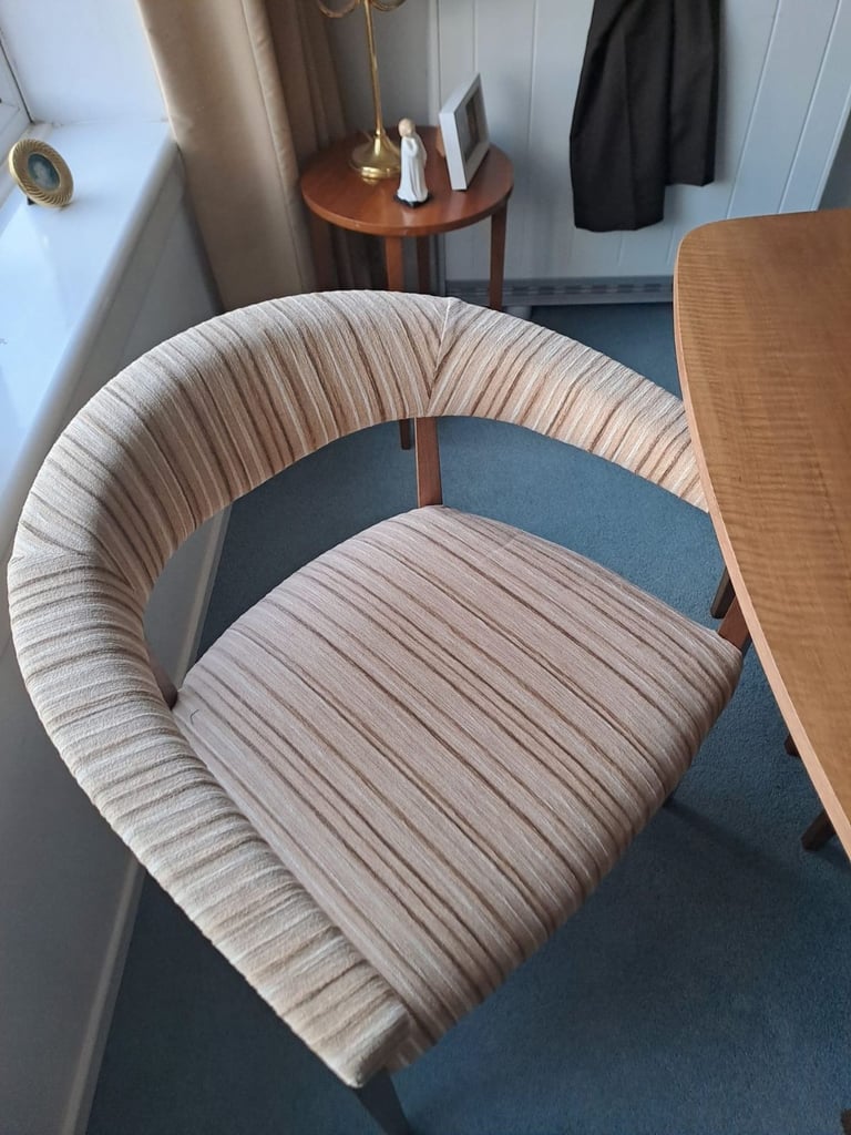 G-Plan dining room suit