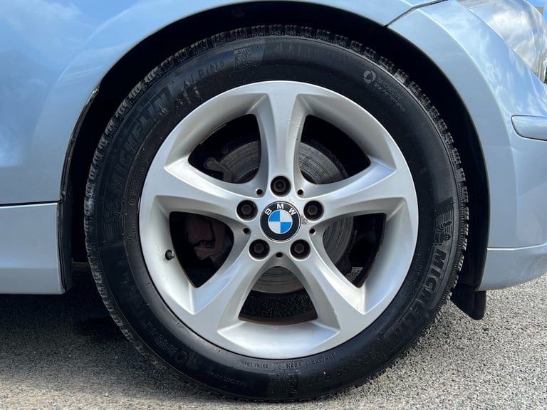 BMW 1 SERIES 118d Sport 5dr Metallic paint Super economy Hpi clear Full MOT