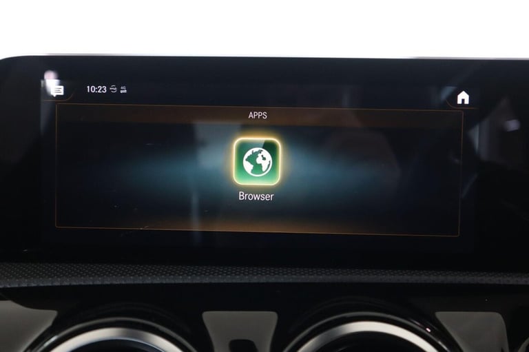 2019 Mercedes-Benz A-Class 1.3 A200 AMG Line (Executive) 7G-DCT Euro 6 (s/s) 5dr Hatchback Petrol...