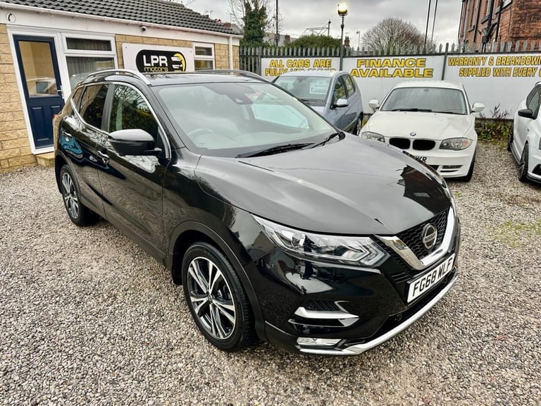 2018 Nissan Qashqai 1.3 DIG-T N-Connecta SUV 5dr Petrol Manual Euro 6 (s/s) (140 ps) HATCHBACK Pe...