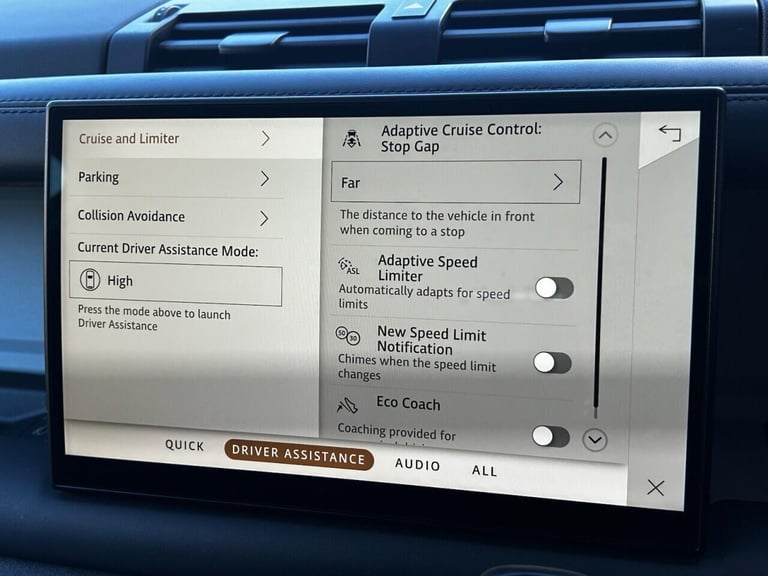 2023 Land Rover Defender 3.0 D250 Hard Top HSE Auto PANEL VAN DIESEL Automatic