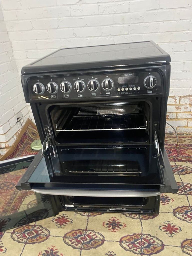 Beautiful 60CM Cannon Black Electric Cooker With Dual Grill/Oven For Sale
