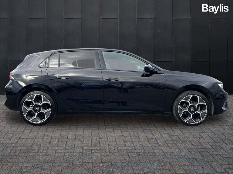 2024 Vauxhall Astra Astra 1.2T Ultimate 5dr Hatchback Petrol Manual