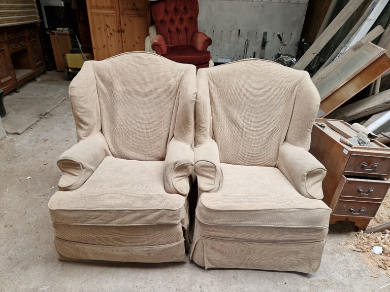Pair Of Cream Parker knoll chairs 
