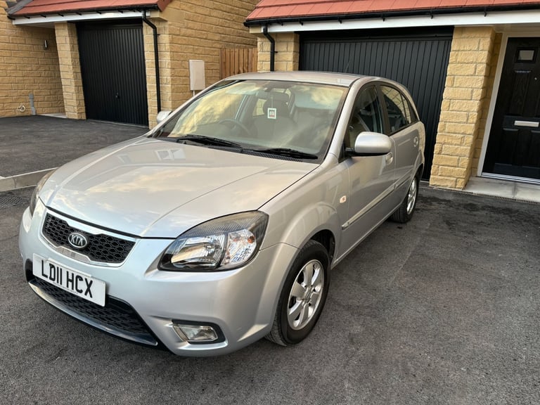 Kia, RIO, Hatchback, 2011, Manual, 1399 (cc), 5 doors