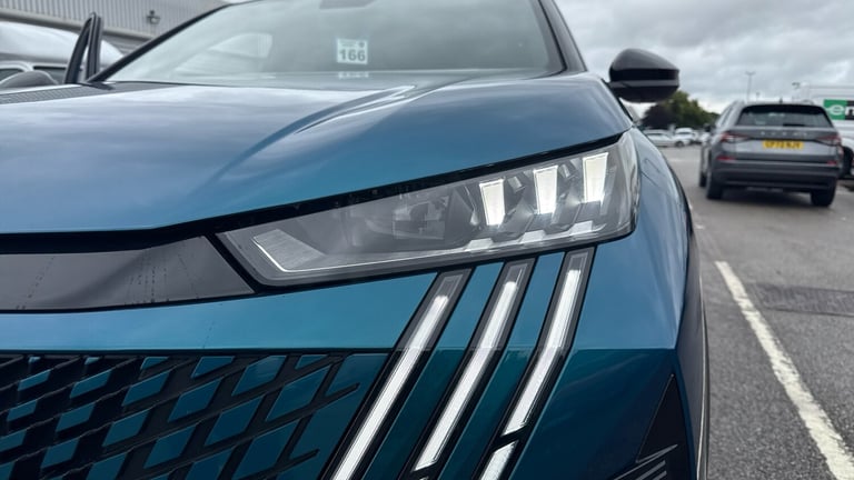 2024 Peugeot 3008 157kW GT 73kWh 5dr Auto Electric Estate Estate Electric Automatic