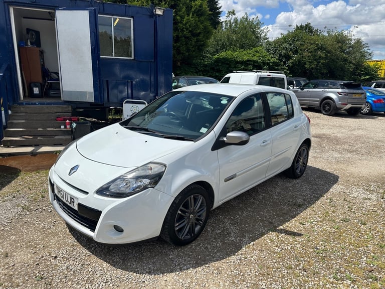 RENAULT CLIO TOM TOM DCI DIESEL £20 A YEAR ROAD TAX