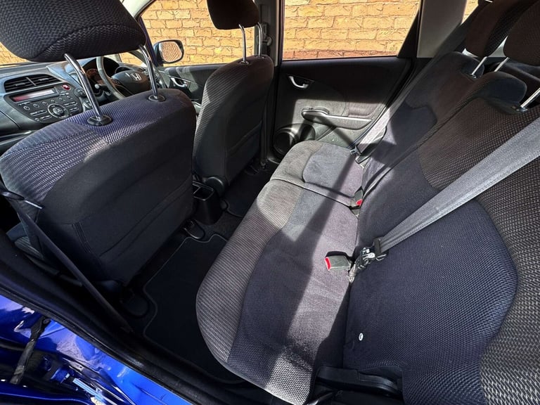 2011 Honda Jazz 1.4 i-VTEC ES 5dr HATCHBACK PETROL Manual