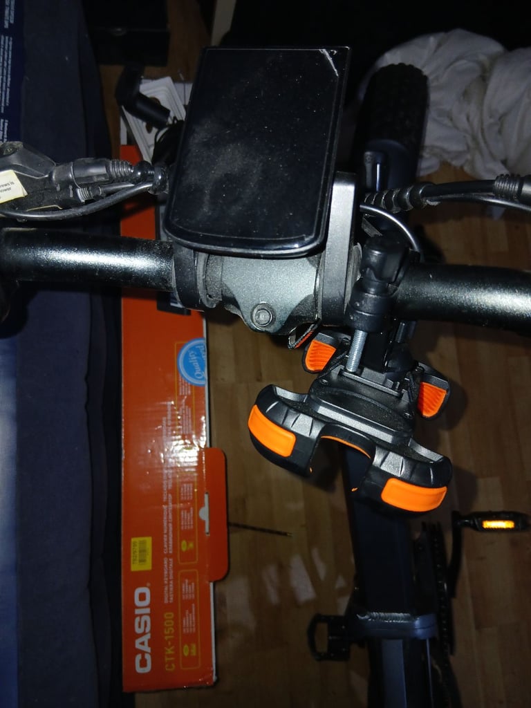 Engwe Pro Electric Bike – Used, Fully Working (Needs Keys & Back Tyre Repair)