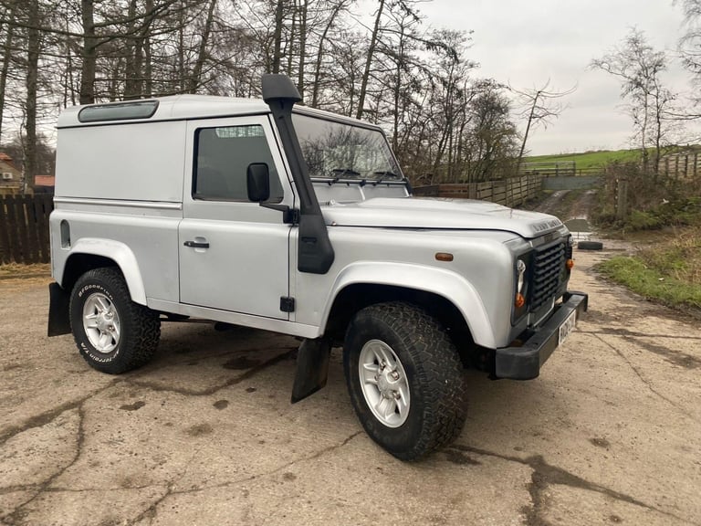 2008 Land Rover Defender 90 2.4 TDCi County Hard Top SUV 4WD SWB Euro 4 3dr PANEL VAN Diesel Manual