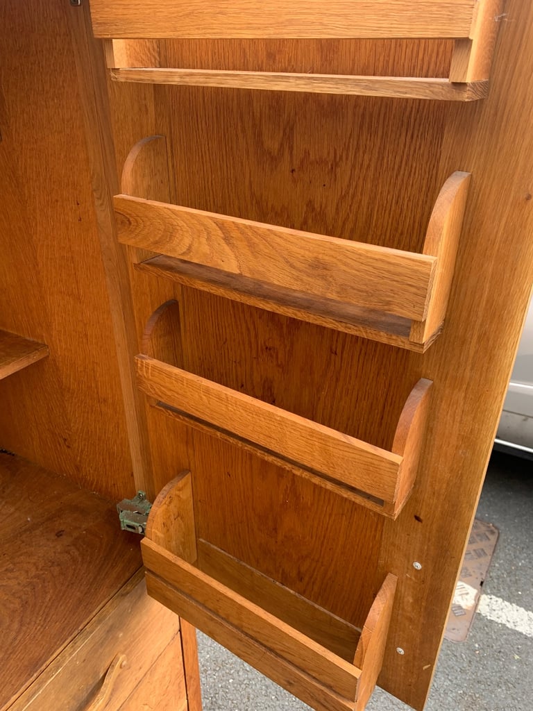 Marks & Spencer Oak Freestanding large Larder Pantry cupboard with drawers