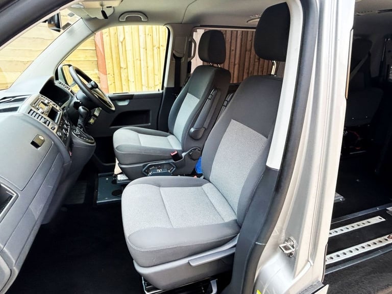 2015 Volkswagen Transporter 4 Seat Auto Driver Transfer Wheelchair Accessible Disabled Access Veh...
