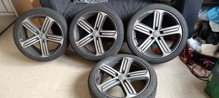 19" Cadiz alloys 5x112