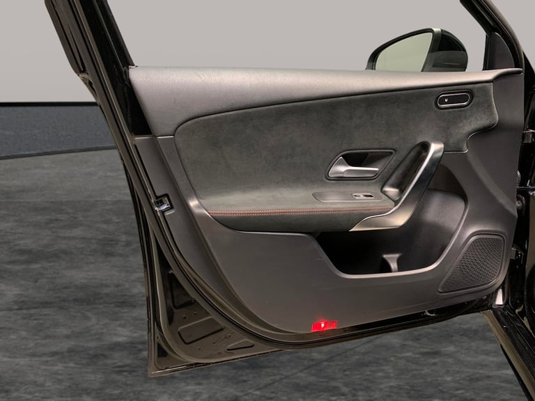 2020 Mercedes-Benz A-Class 1.3 A180 AMG Line (Executive) Hatchback 5dr Petrol 7G-DCT Euro 6 (s/s)...