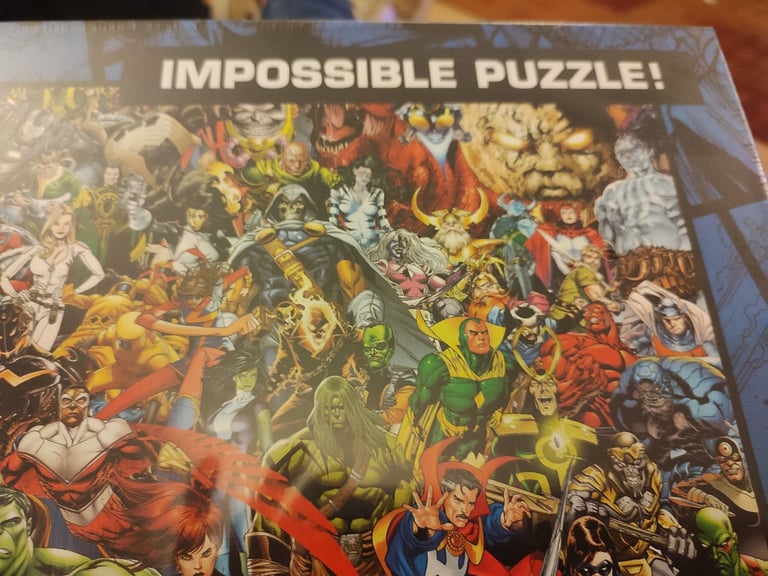 NEW MARVEL 1000 PIECE JIGSAW