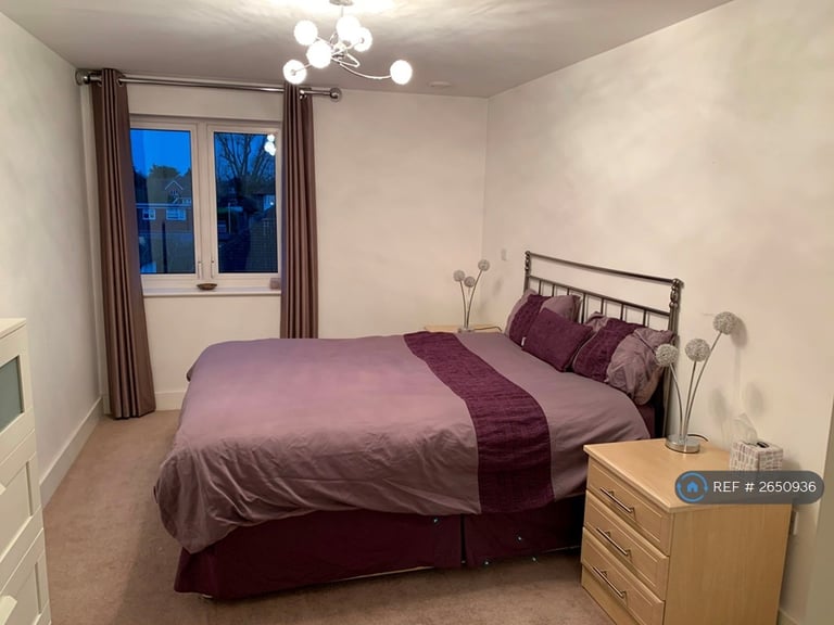2 bedroom flat in Piccadilly House, Ruislip, HA4 (2 bed) (#2650936)