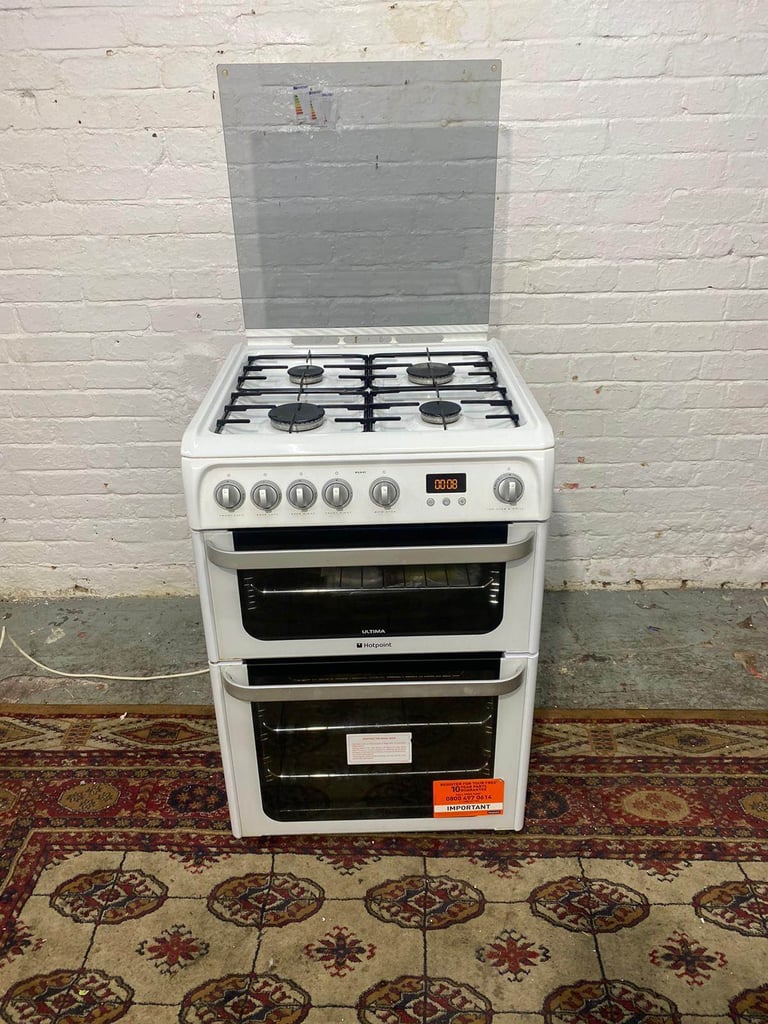 image for Beautiful HotPoint 60CM White Gas Cooker Oven/Grill For Sale Good Condition 