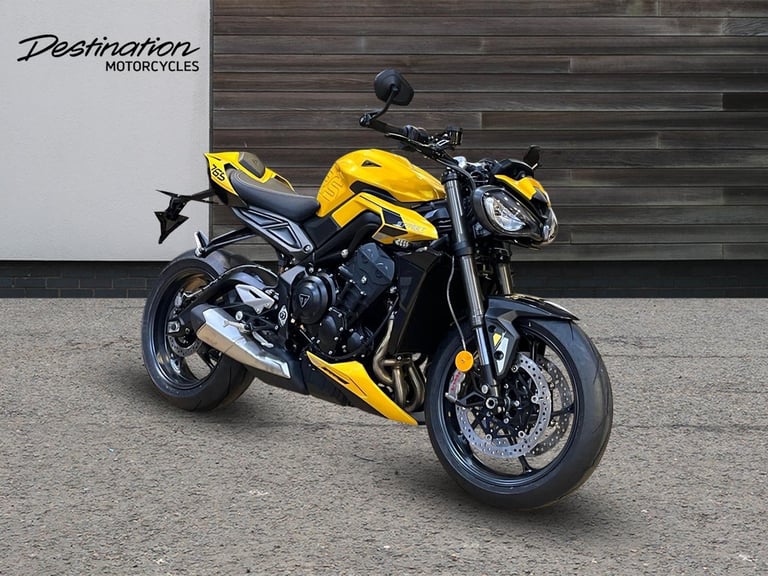 2025 Triumph Street Triple 765 RS PREMIUM COLOUR Petrol yellow 6 Speed