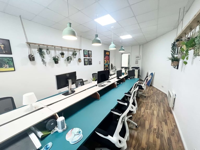 Music Studio | Recording Studio | SoundProof Room | Artist Studio In Leytonstone East London E10 