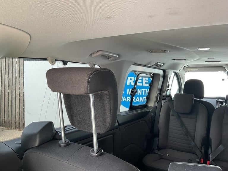 2021 Ford Tourneo Custom 320 EcoBlue Titanium 8 Seat Minibus Diesel Manual