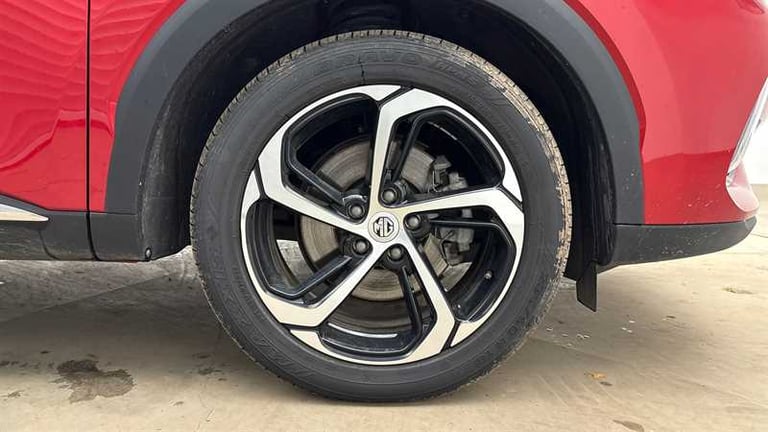 2023 MG MG HS 1.5 T-GDI 16.6kWh Trophy SUV 5dr Petrol Plug-in Hybrid Auto Euro 6 (s/s) (2 SUV Hyb...