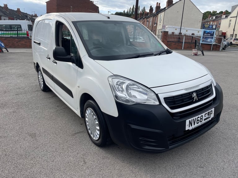 image for 2019 Peugeot Partner 715 S 1.6 BlueHDi 100 Crew Van PANEL VAN Diesel Manual
