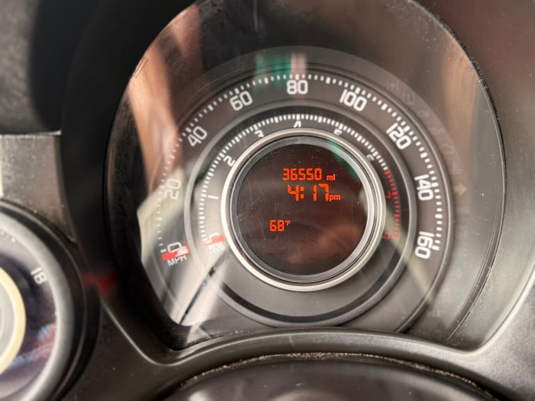 2014 FIAT 500C ABARTH CABRIO ( GQ EDITION)