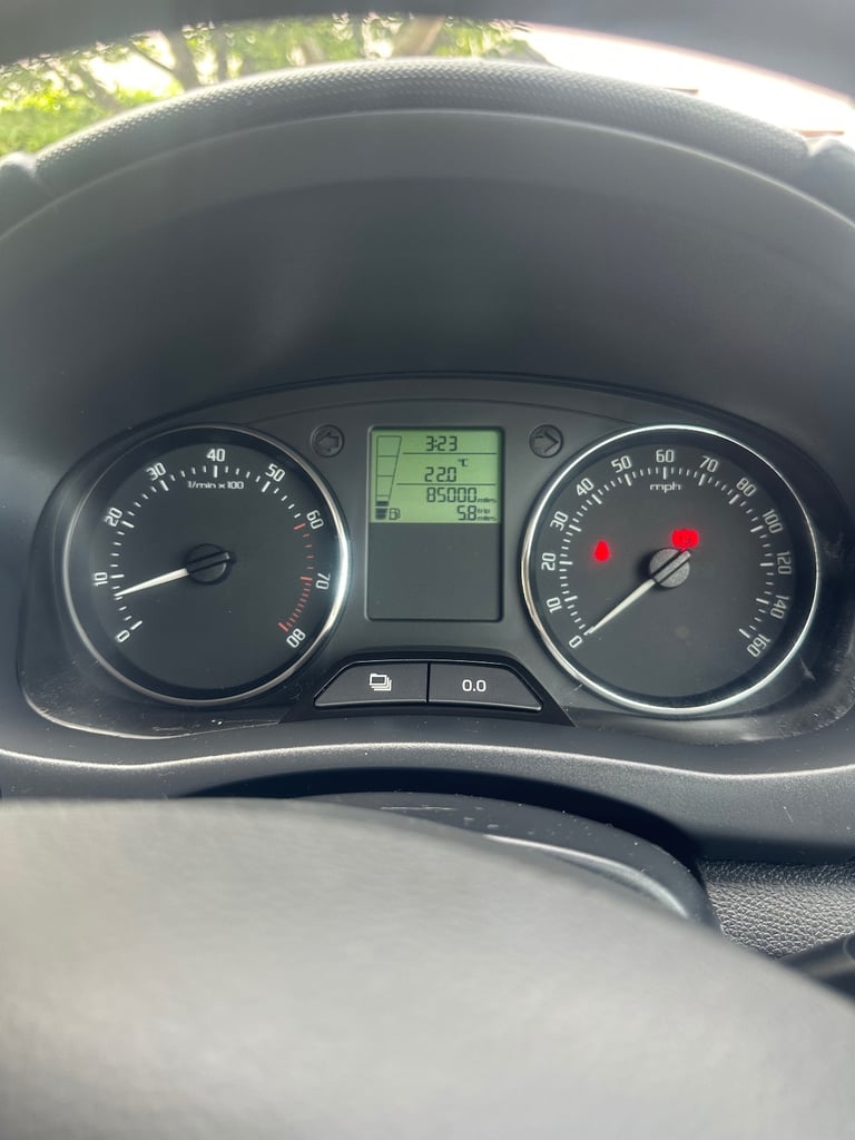 Skoda, FABIA, Hatchback, 2014, Manual, 1197 (cc), 5 doors