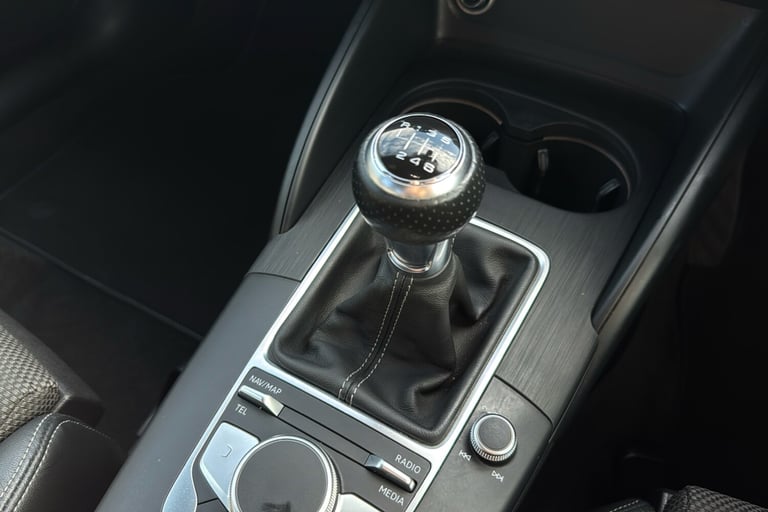  Audi A3 Saloon 1.5 Tfsi Cod Black Edition Saloon 4dr Petrol Manual Euro 6 s/s