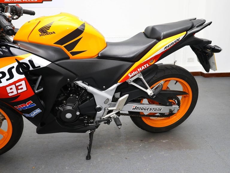 2013, '13 Honda CBR250R Repsol. Only 6,440 Miles. A2 Legal. Lovely Bike. £2,495