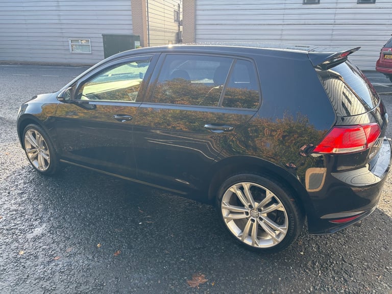 VW GOLF BLACK 5 DOOR TWIN SPORTS EXHAUSTS ZERO ROAD TAX
