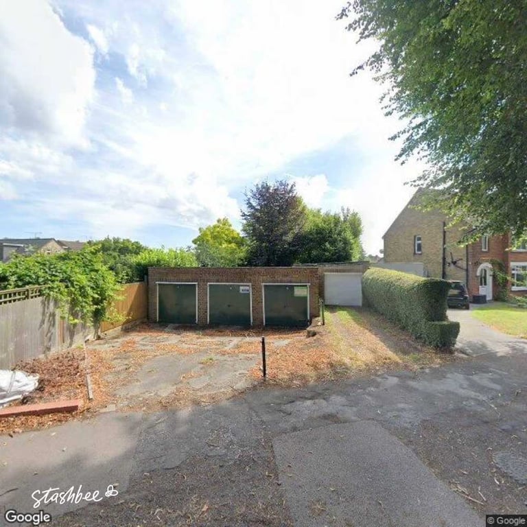image for Garage to rent in Maidstone (ME15) | Stashbee