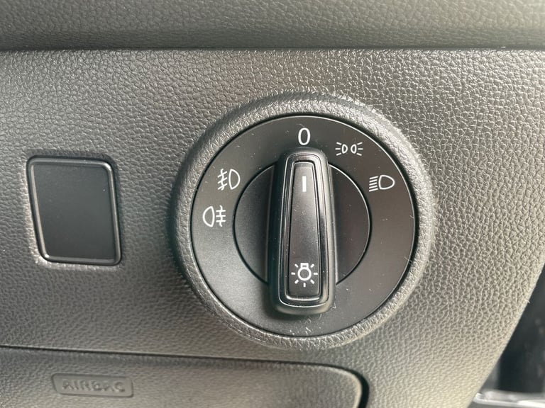 2022 SEAT Ateca Ateca 1.5 TSI EVO SE Technology 5Dr Estate Hatchback Petrol Manual