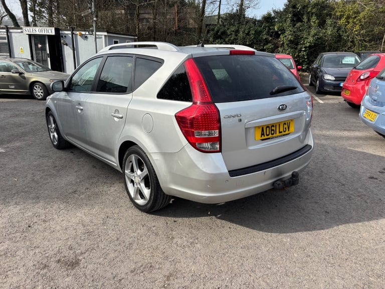 2012 Kia Ceed 1.6 CRDi 3 5dr Auto Estate ESTATE Diesel Automatic