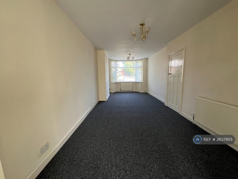 3 bedroom house in Poitiers Road, Coventry, CV3 (3 bed) (#2637955)