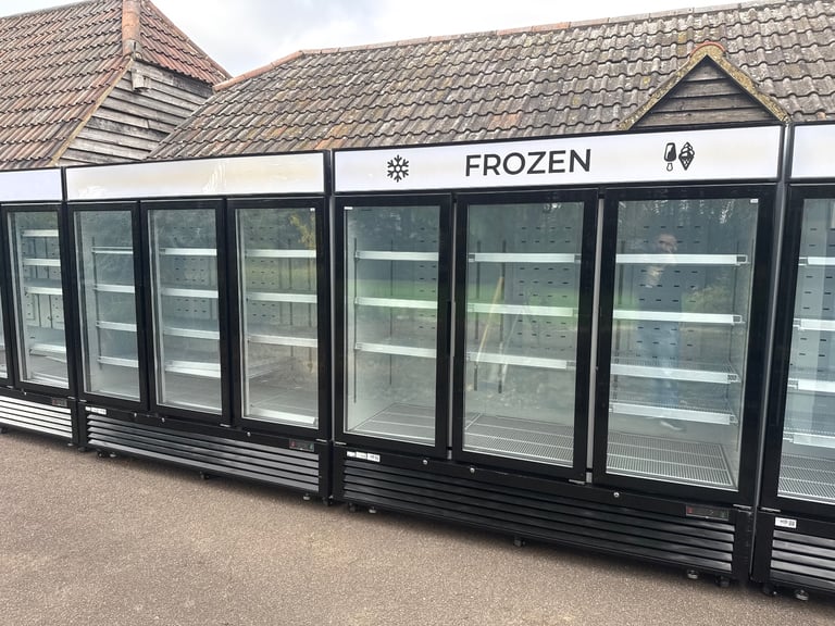 Commercial upright display fridge or freezer display cafe shop supermarket 