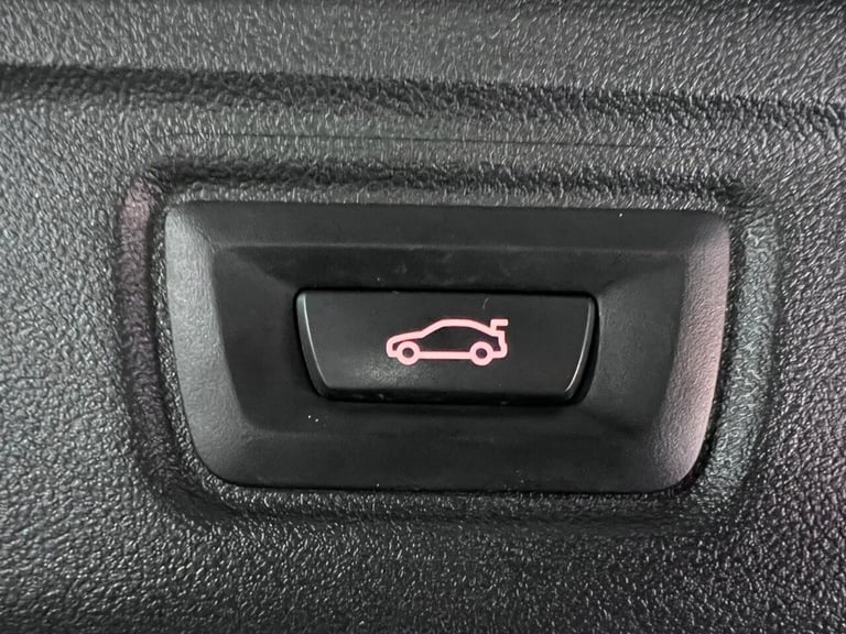 2021 BMW 3 Series 2.0 320d MHT M Sport Touring 5dr Diesel Hybrid Auto Euro 6 (s/s) (190 ps) Estat...