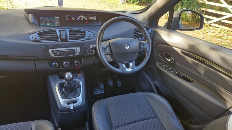 2013 Renault Scenic 1.5 dCi Dynamique TomTom 5dr MPV Diesel Manual