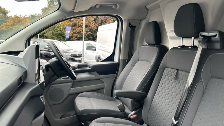 2025 Ford Transit Custom 2.5 PHEV 232ps H1 Van Limited Auto PANEL VAN PETROL/ELECTRIC Automatic